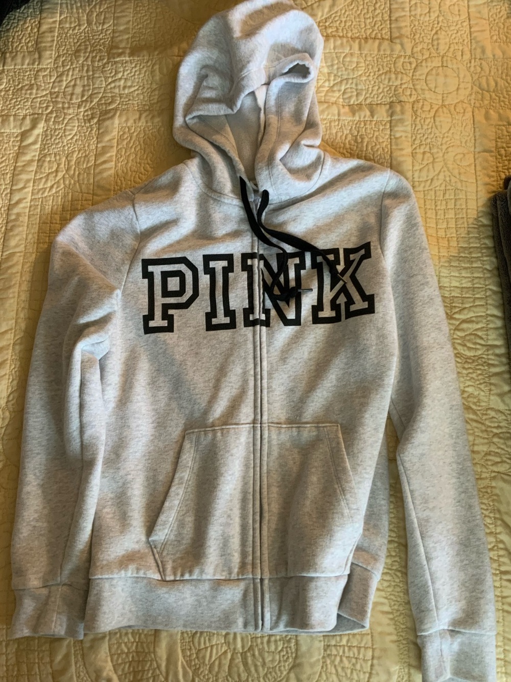 PINK Victoria's Secret Gray Zip Hoodie✨
